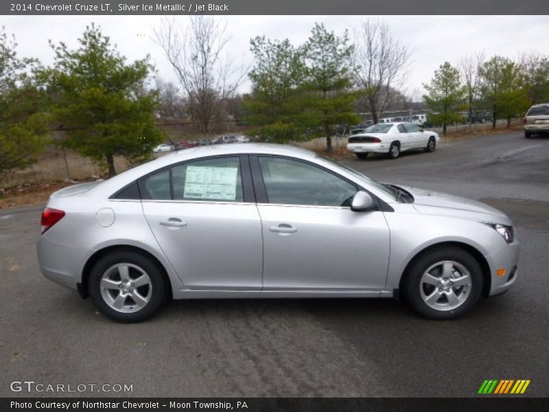Silver Ice Metallic / Jet Black 2014 Chevrolet Cruze LT