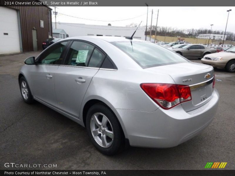 Silver Ice Metallic / Jet Black 2014 Chevrolet Cruze LT