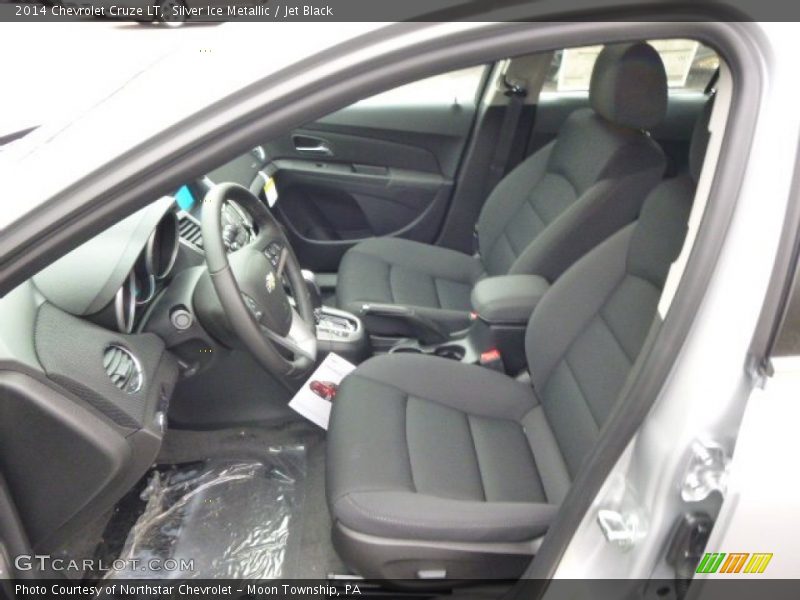 Silver Ice Metallic / Jet Black 2014 Chevrolet Cruze LT