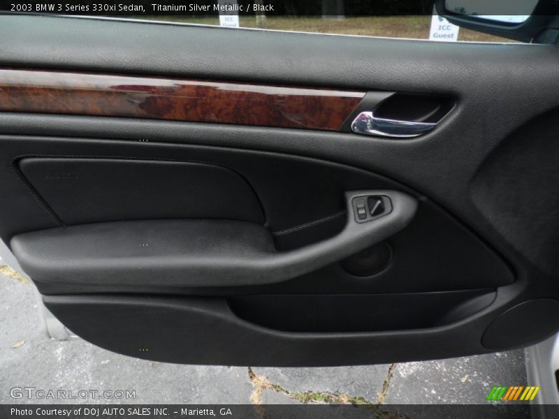 Door Panel of 2003 3 Series 330xi Sedan