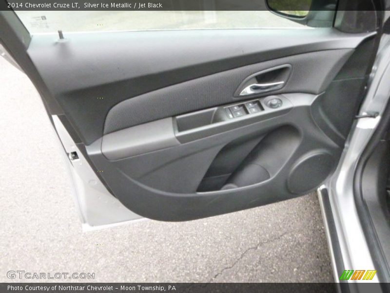 Silver Ice Metallic / Jet Black 2014 Chevrolet Cruze LT