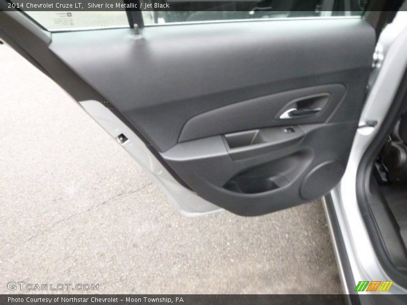 Silver Ice Metallic / Jet Black 2014 Chevrolet Cruze LT