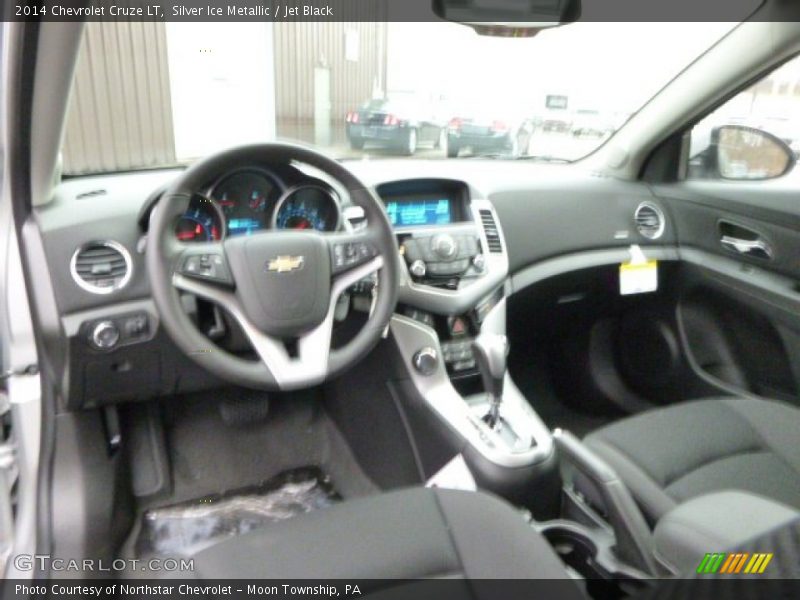 Silver Ice Metallic / Jet Black 2014 Chevrolet Cruze LT