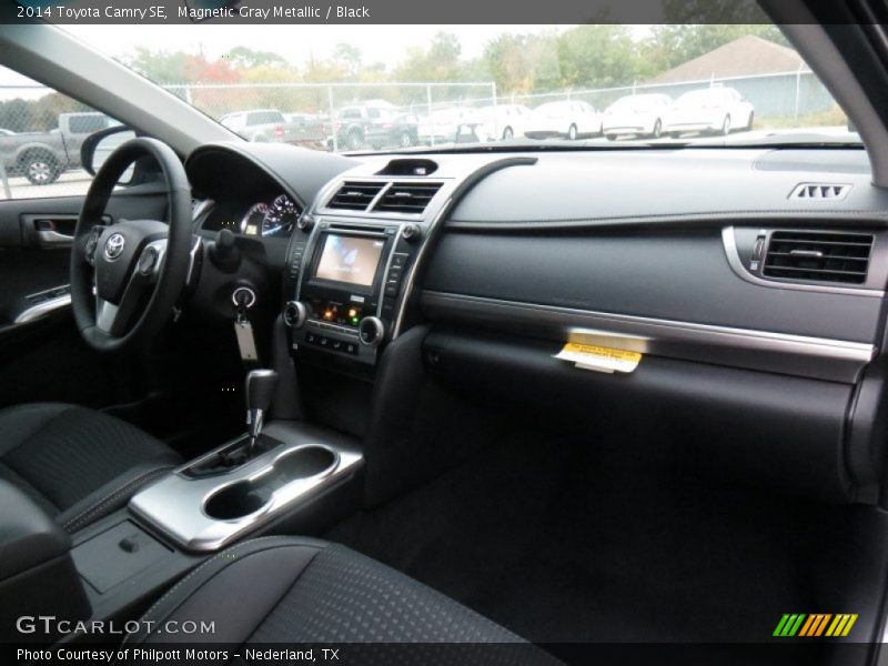 Magnetic Gray Metallic / Black 2014 Toyota Camry SE