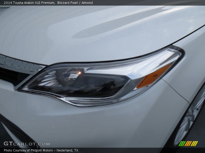 Blizzard Pearl / Almond 2014 Toyota Avalon XLE Premium