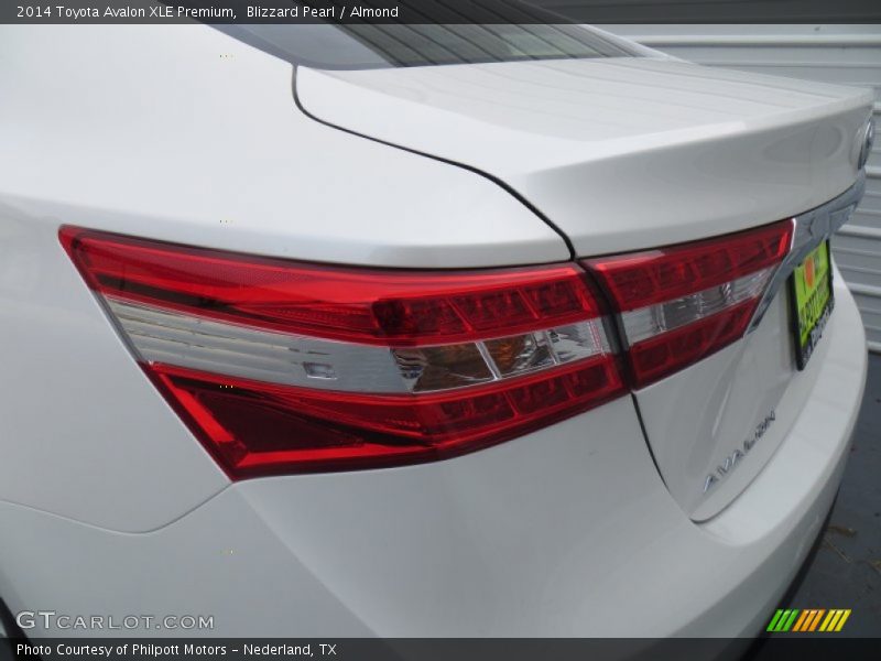 Blizzard Pearl / Almond 2014 Toyota Avalon XLE Premium