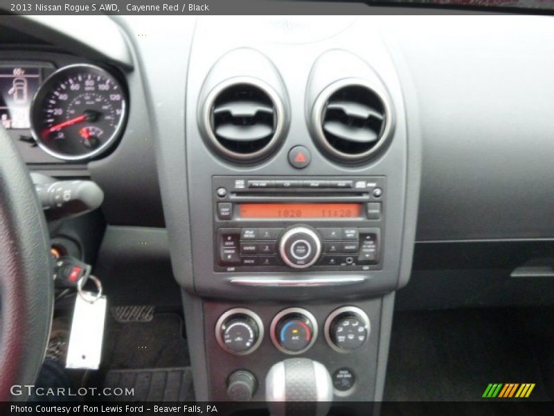 Cayenne Red / Black 2013 Nissan Rogue S AWD