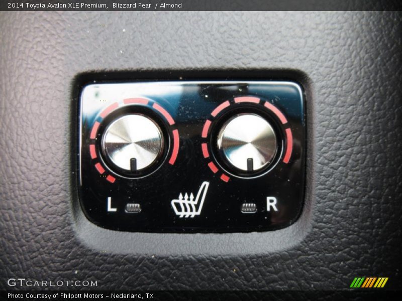 Controls of 2014 Avalon XLE Premium