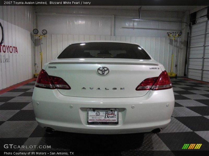 Blizzard White Pearl / Ivory 2007 Toyota Avalon Limited