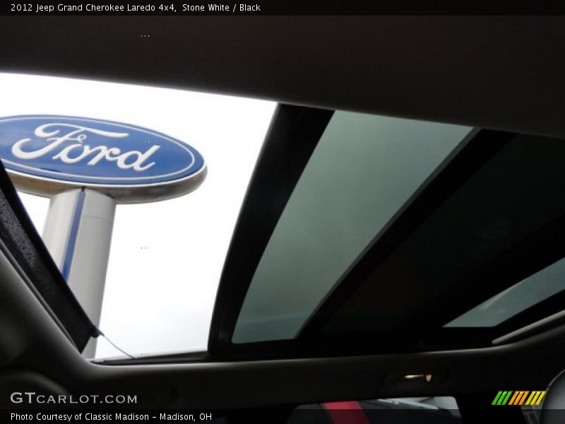 Stone White / Black 2012 Jeep Grand Cherokee Laredo 4x4