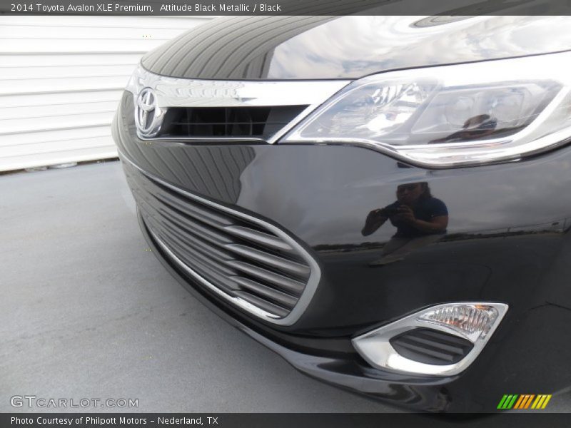 Attitude Black Metallic / Black 2014 Toyota Avalon XLE Premium