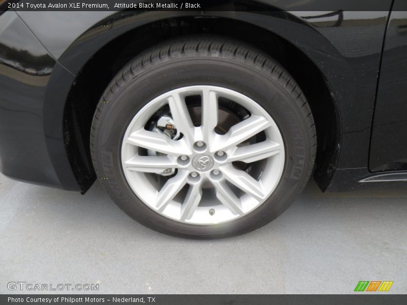  2014 Avalon XLE Premium Wheel