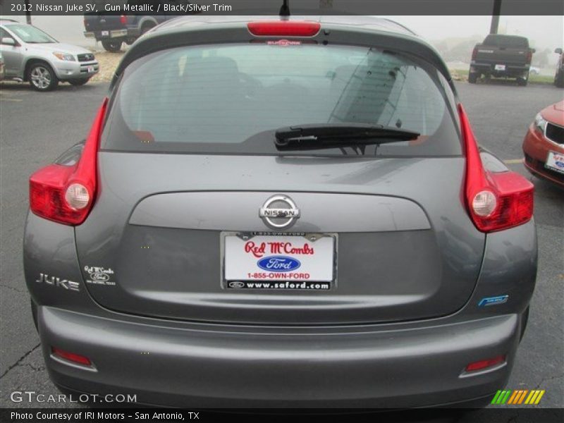 Gun Metallic / Black/Silver Trim 2012 Nissan Juke SV