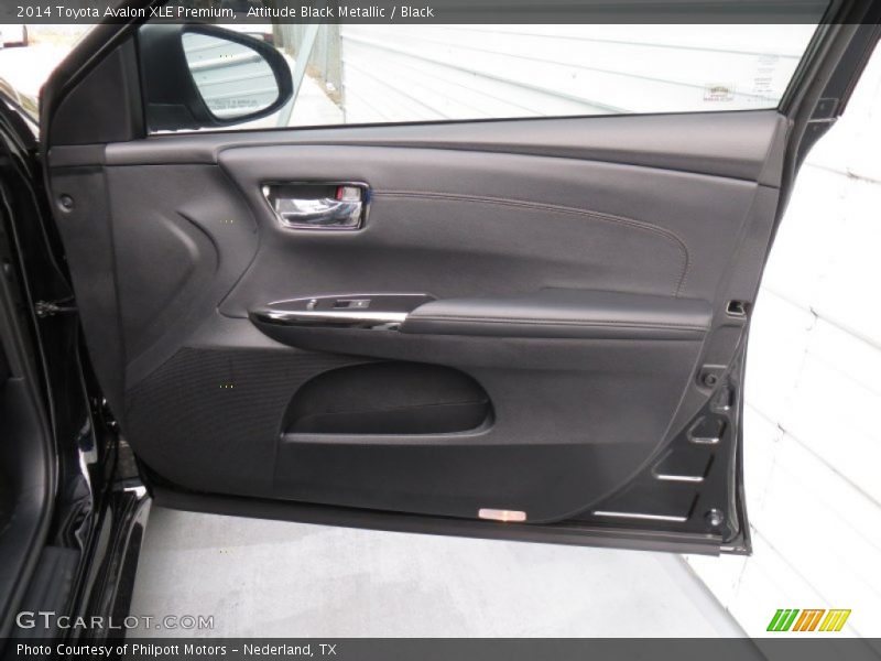 Door Panel of 2014 Avalon XLE Premium