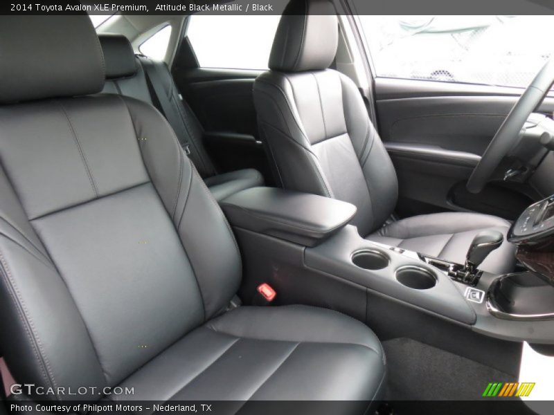 Front Seat of 2014 Avalon XLE Premium