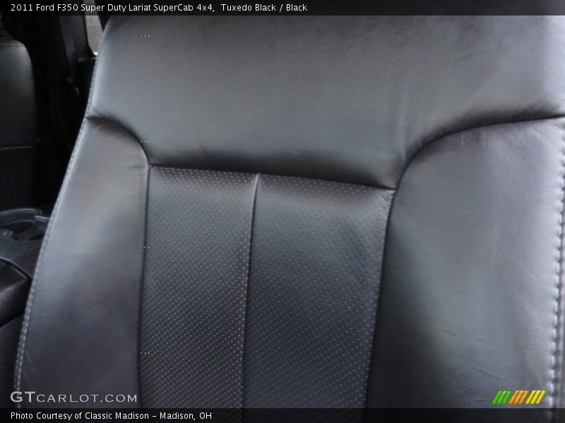 Tuxedo Black / Black 2011 Ford F350 Super Duty Lariat SuperCab 4x4
