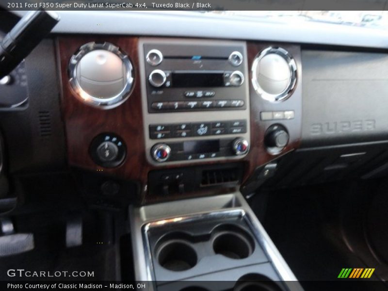 Tuxedo Black / Black 2011 Ford F350 Super Duty Lariat SuperCab 4x4