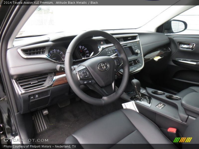 Black Interior - 2014 Avalon XLE Premium 