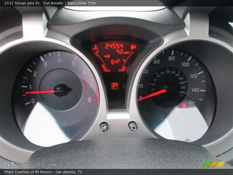 Gun Metallic / Black/Silver Trim 2012 Nissan Juke SV