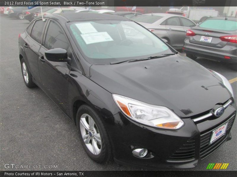 Black / Two-Tone Sport 2012 Ford Focus SE Sport Sedan