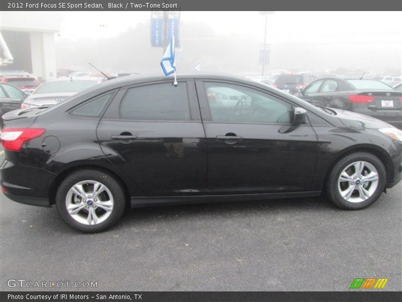 Black / Two-Tone Sport 2012 Ford Focus SE Sport Sedan