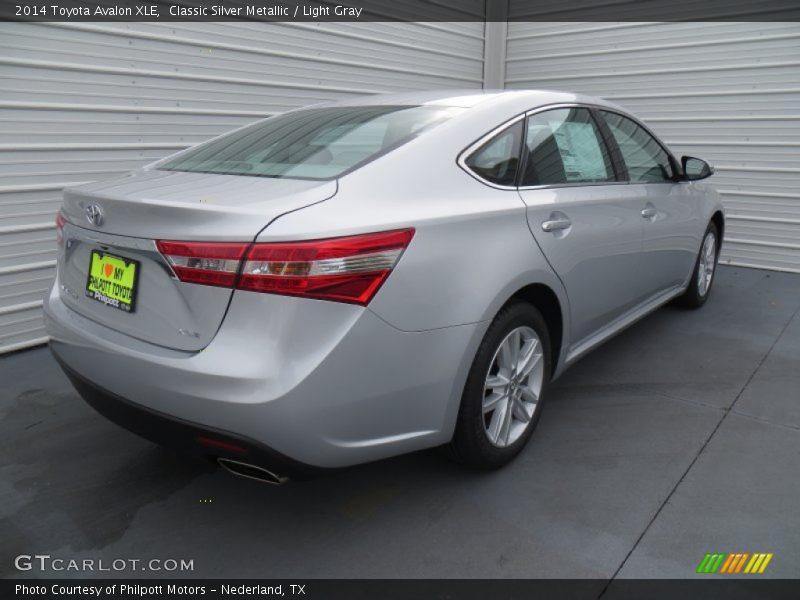 Classic Silver Metallic / Light Gray 2014 Toyota Avalon XLE