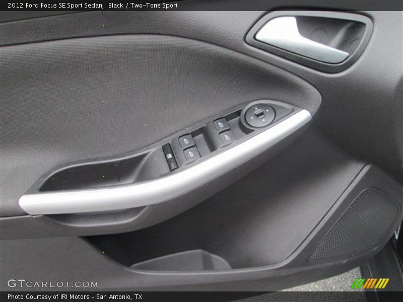 Black / Two-Tone Sport 2012 Ford Focus SE Sport Sedan