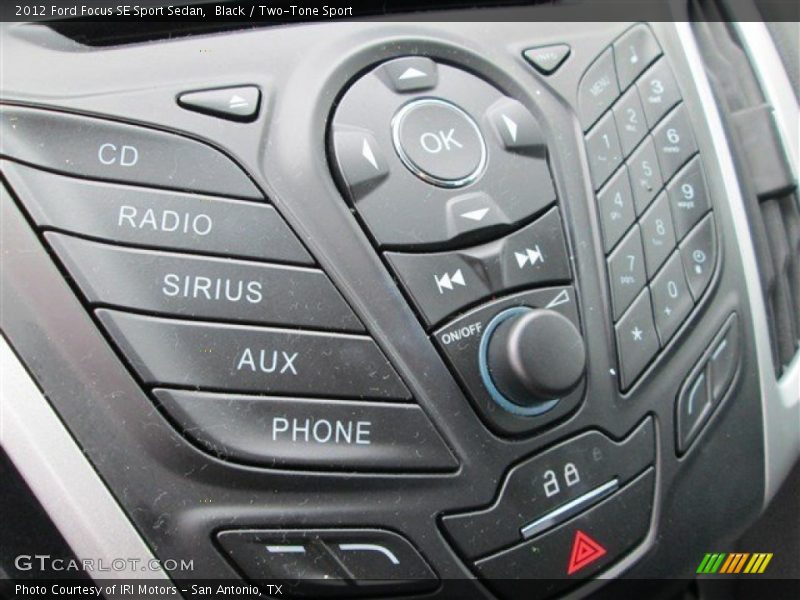 Black / Two-Tone Sport 2012 Ford Focus SE Sport Sedan