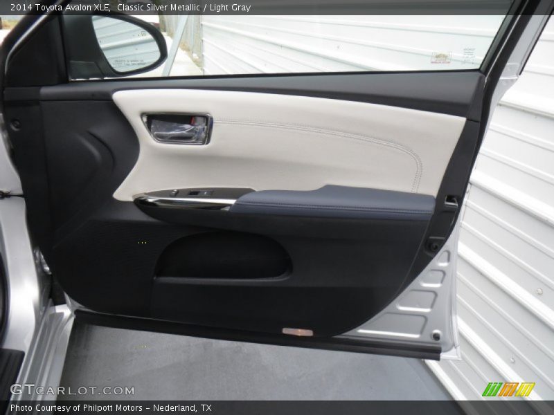 Classic Silver Metallic / Light Gray 2014 Toyota Avalon XLE