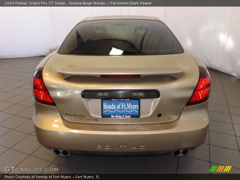 Sedona Beige Metallic / Parchment/Dark Pewter 2004 Pontiac Grand Prix GT Sedan