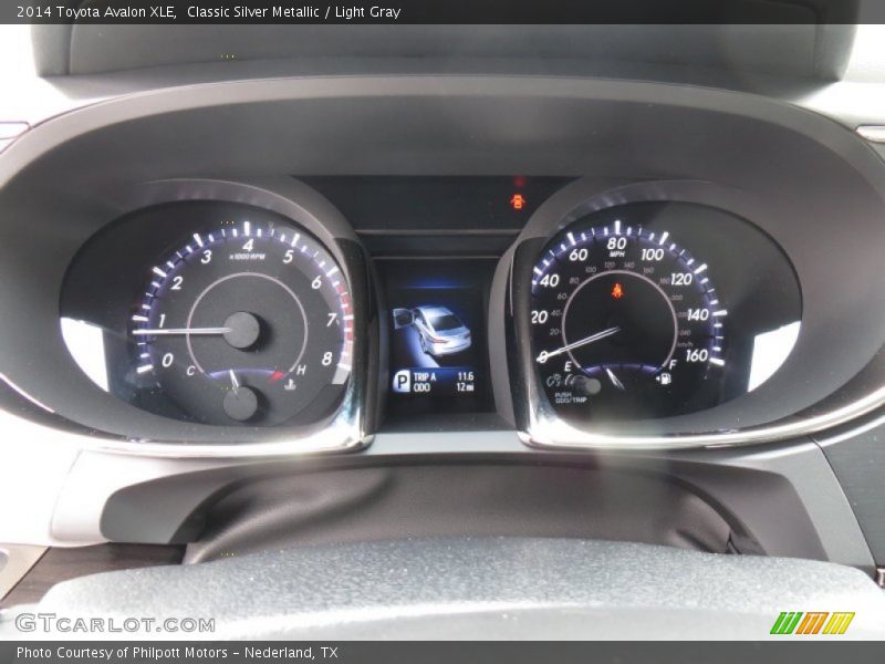 Classic Silver Metallic / Light Gray 2014 Toyota Avalon XLE