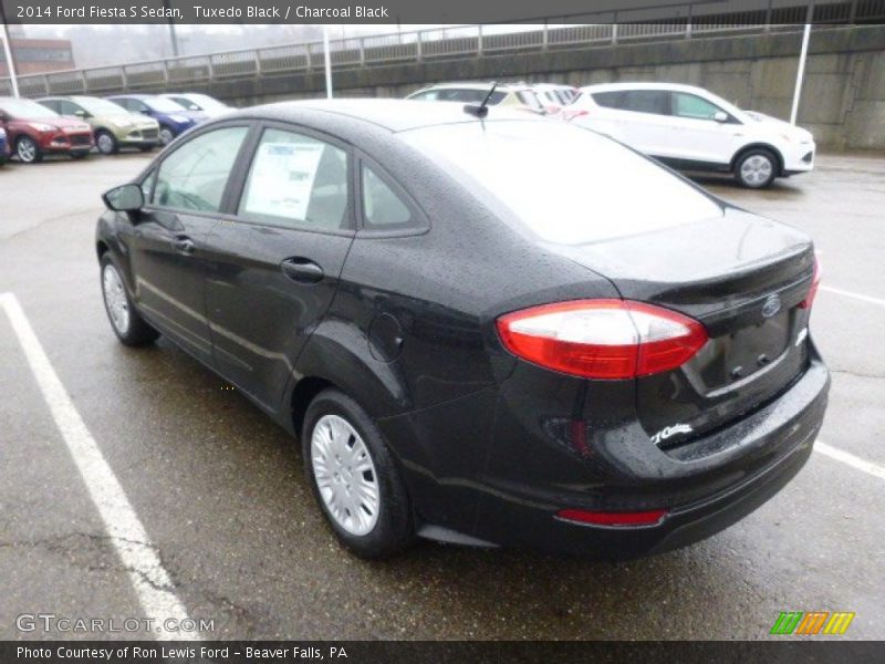 Tuxedo Black / Charcoal Black 2014 Ford Fiesta S Sedan