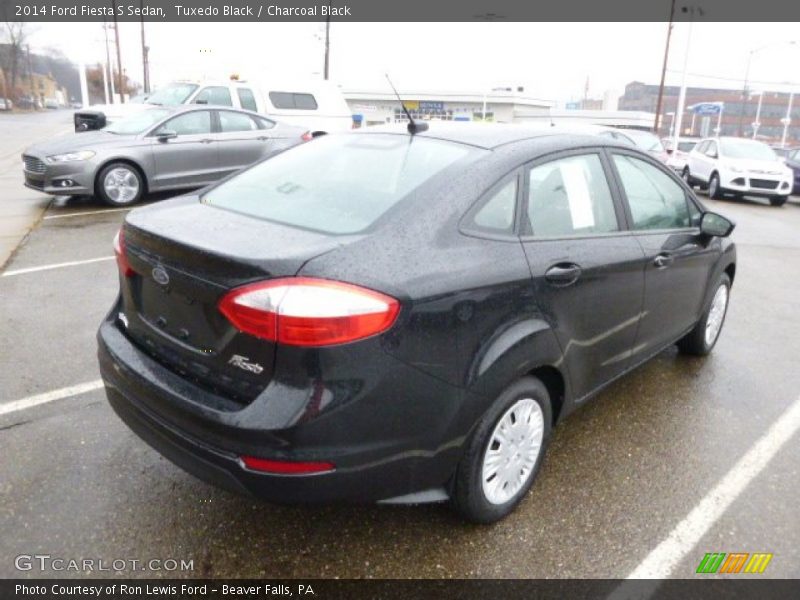 Tuxedo Black / Charcoal Black 2014 Ford Fiesta S Sedan