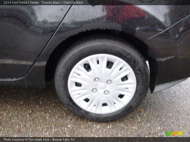 Tuxedo Black / Charcoal Black 2014 Ford Fiesta S Sedan