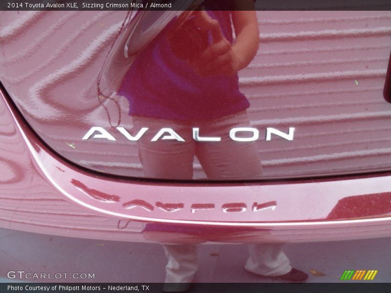 Sizzling Crimson Mica / Almond 2014 Toyota Avalon XLE