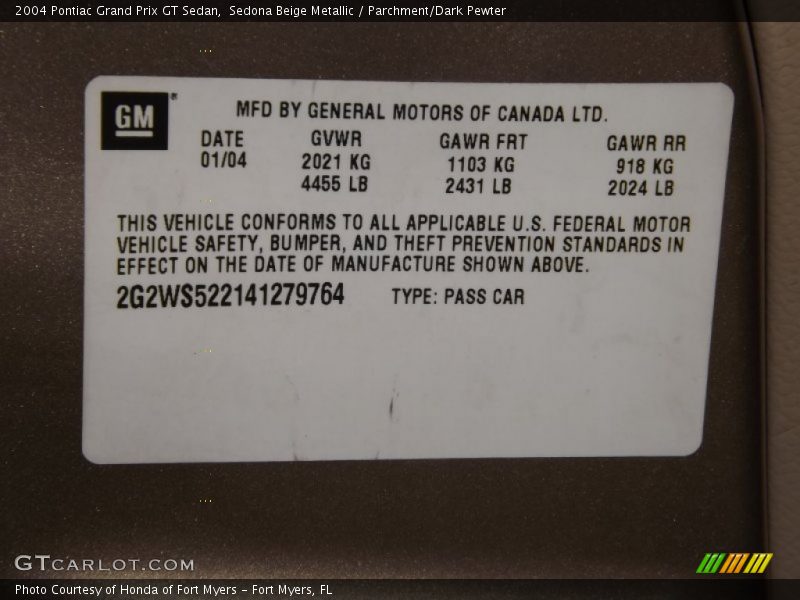 Sedona Beige Metallic / Parchment/Dark Pewter 2004 Pontiac Grand Prix GT Sedan