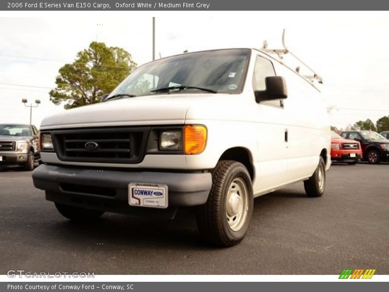 Oxford White / Medium Flint Grey 2006 Ford E Series Van E150 Cargo