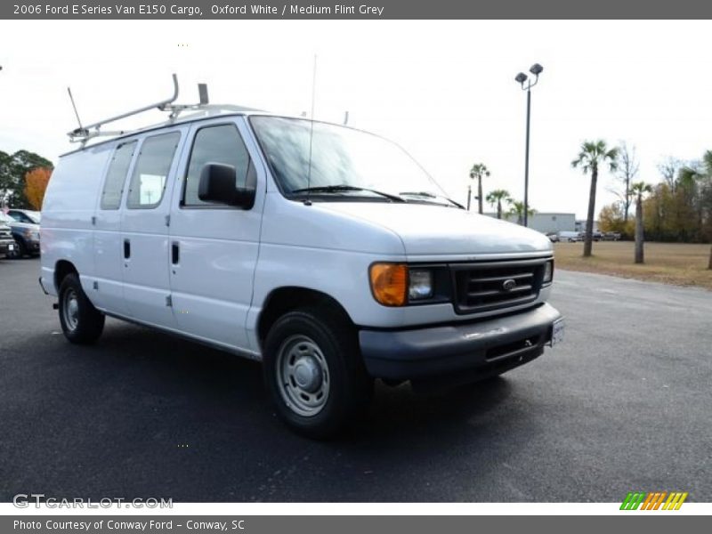 Oxford White / Medium Flint Grey 2006 Ford E Series Van E150 Cargo