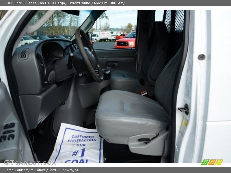 Oxford White / Medium Flint Grey 2006 Ford E Series Van E150 Cargo