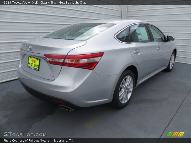 Classic Silver Metallic / Light Gray 2014 Toyota Avalon XLE