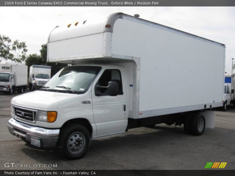 Oxford White / Medium Flint 2004 Ford E Series Cutaway E450 Commercial Moving Truck