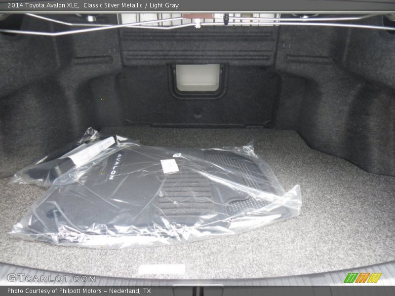  2014 Avalon XLE Trunk