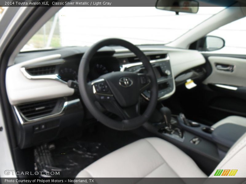 Classic Silver Metallic / Light Gray 2014 Toyota Avalon XLE