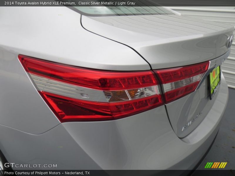 Classic Silver Metallic / Light Gray 2014 Toyota Avalon Hybrid XLE Premium