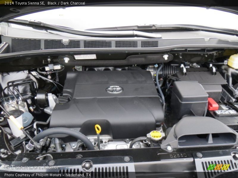 Black / Dark Charcoal 2014 Toyota Sienna SE