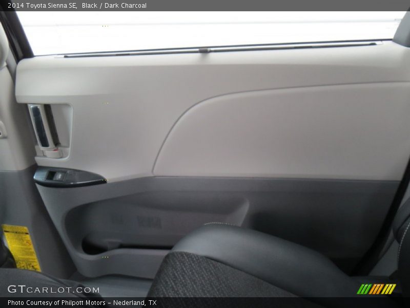 Black / Dark Charcoal 2014 Toyota Sienna SE