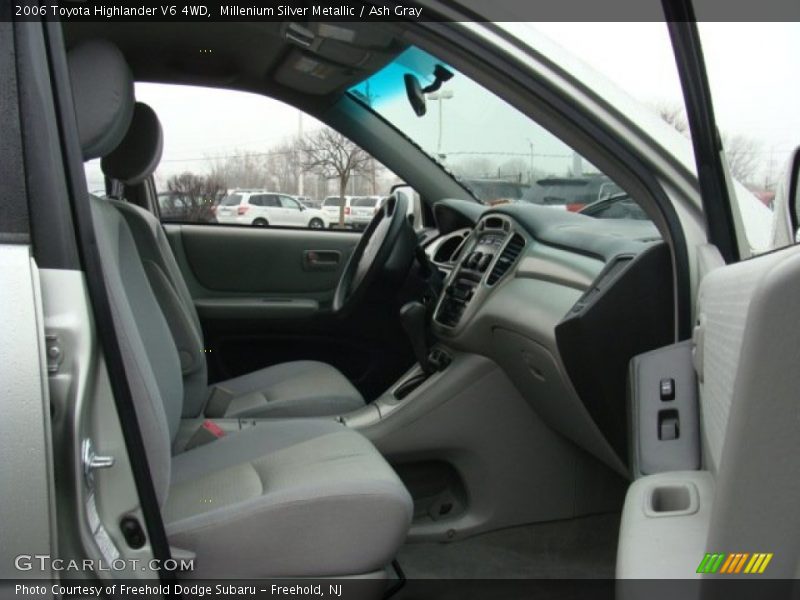 Millenium Silver Metallic / Ash Gray 2006 Toyota Highlander V6 4WD