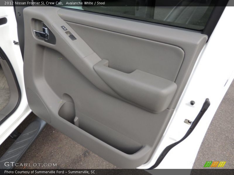 Avalanche White / Steel 2012 Nissan Frontier SL Crew Cab