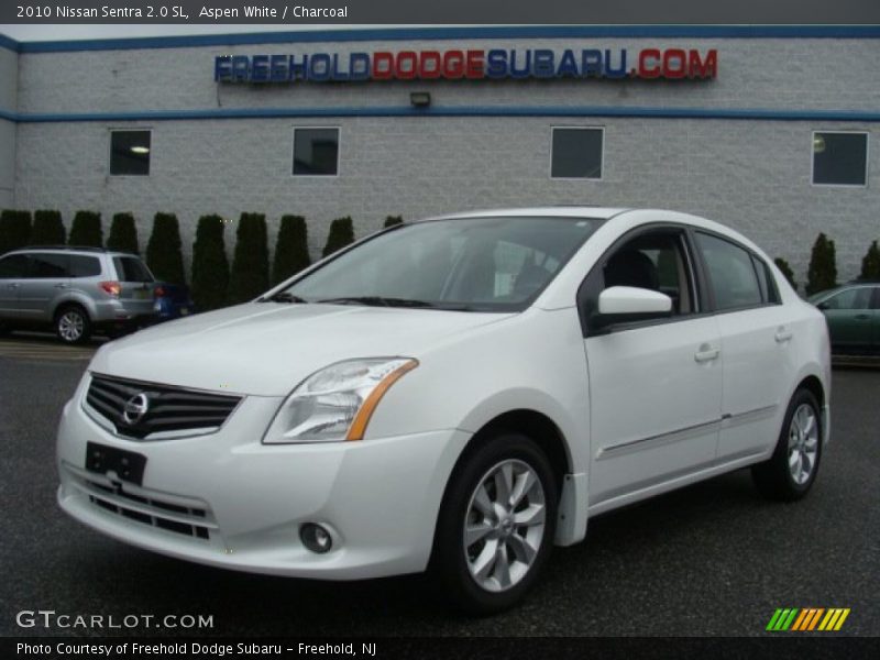 Aspen White / Charcoal 2010 Nissan Sentra 2.0 SL
