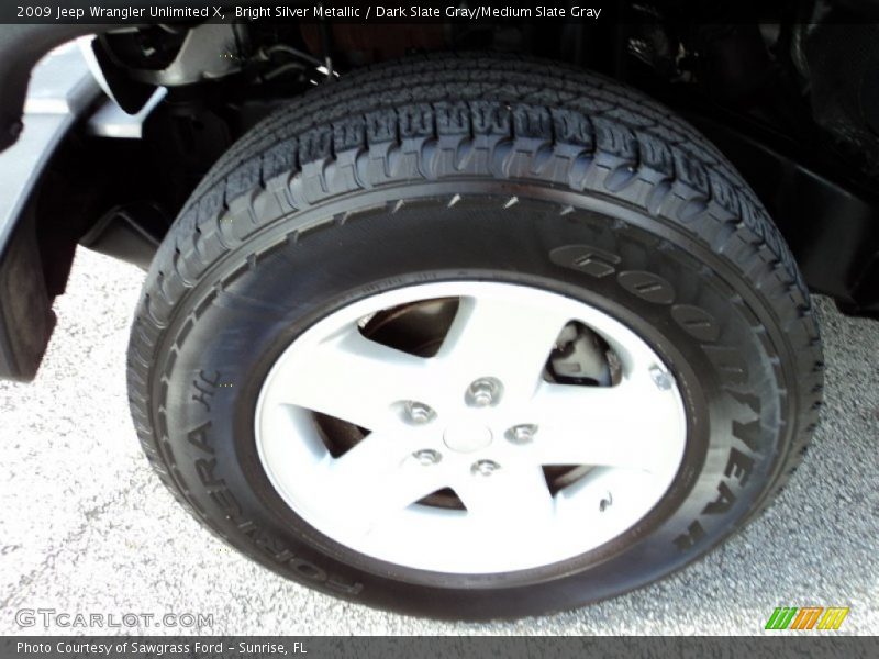 Bright Silver Metallic / Dark Slate Gray/Medium Slate Gray 2009 Jeep Wrangler Unlimited X